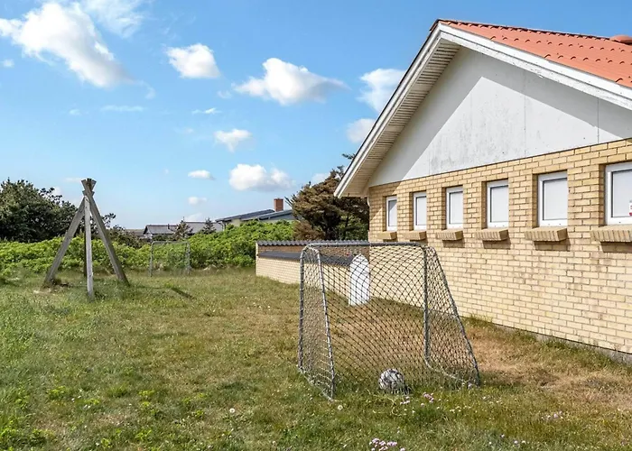 4 Star In Harboore Vakantiehuis